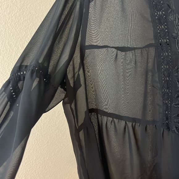 LC LAUREN CONRAD Womens Black Shear Button Up Blouse - Picture 3 of 6